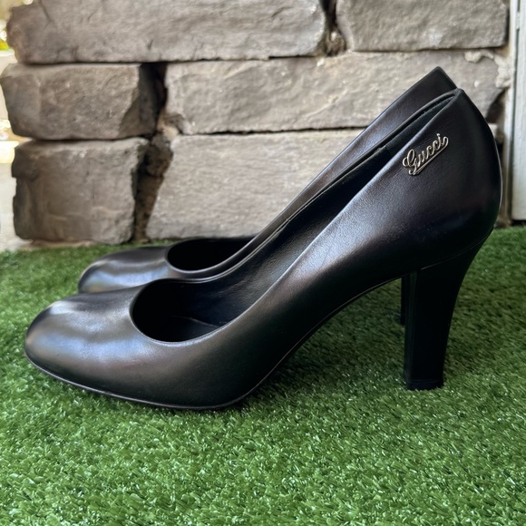 Gucci MaryJane Signature Silver Logo Women’s Black Heels - Picture 5 of 14